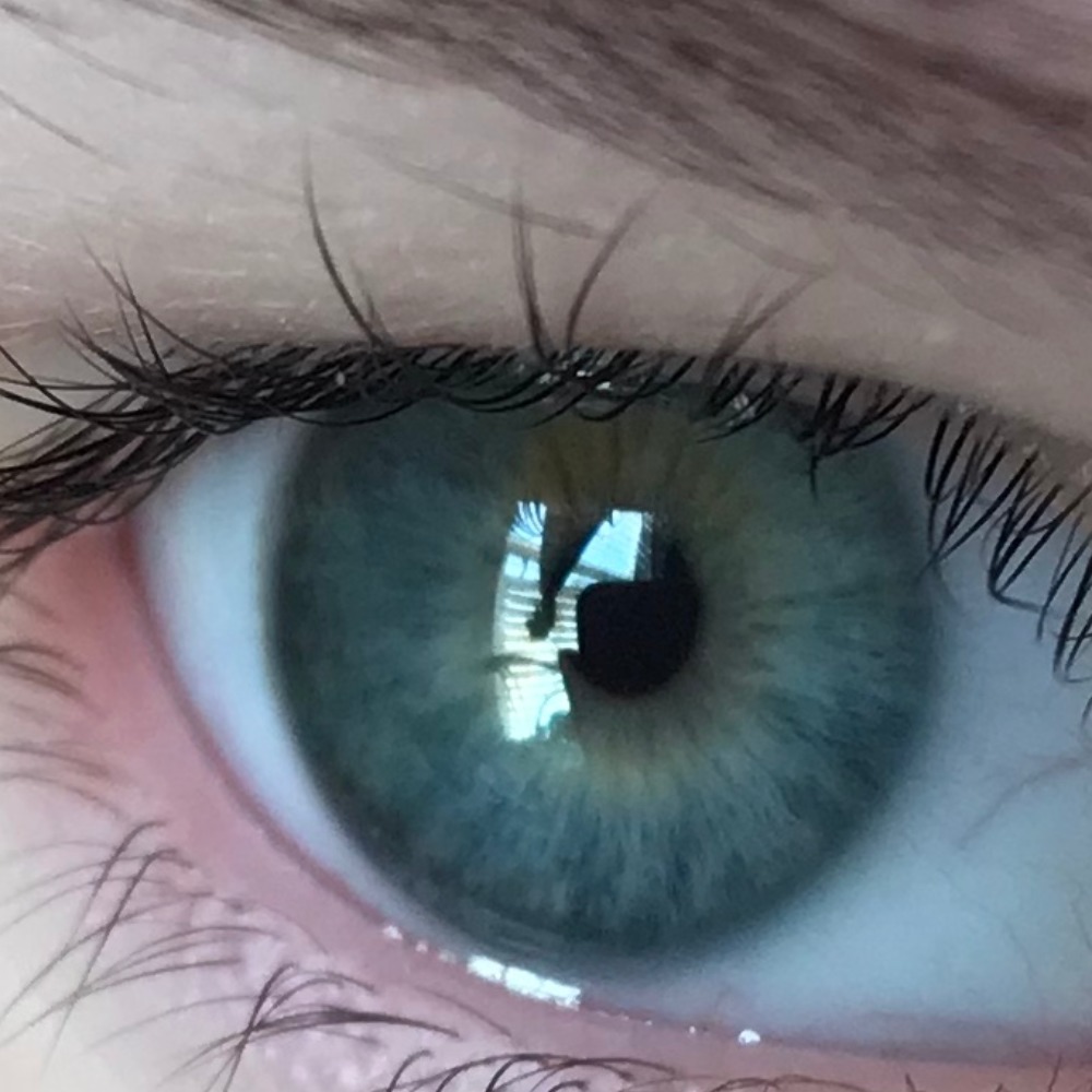 Meet your Posher, Brooke